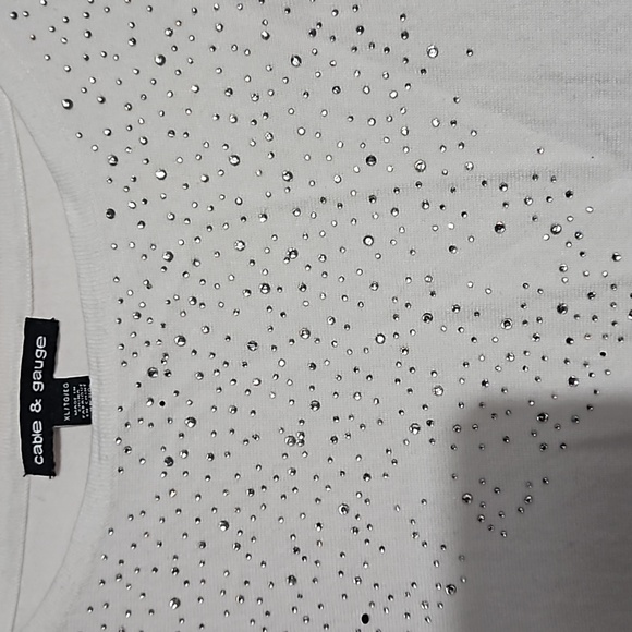 Shirt - Picture 2 of 4